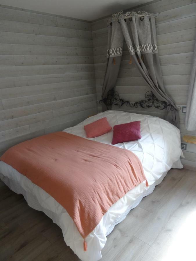 Apartamento La Belle D'Antan Saint-Bonnet-en-Bresse Exterior foto